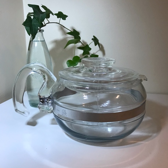 Vintage Pyrex 6 Cup Tea or Coffee Pot 8446 - Picture 1 of 8